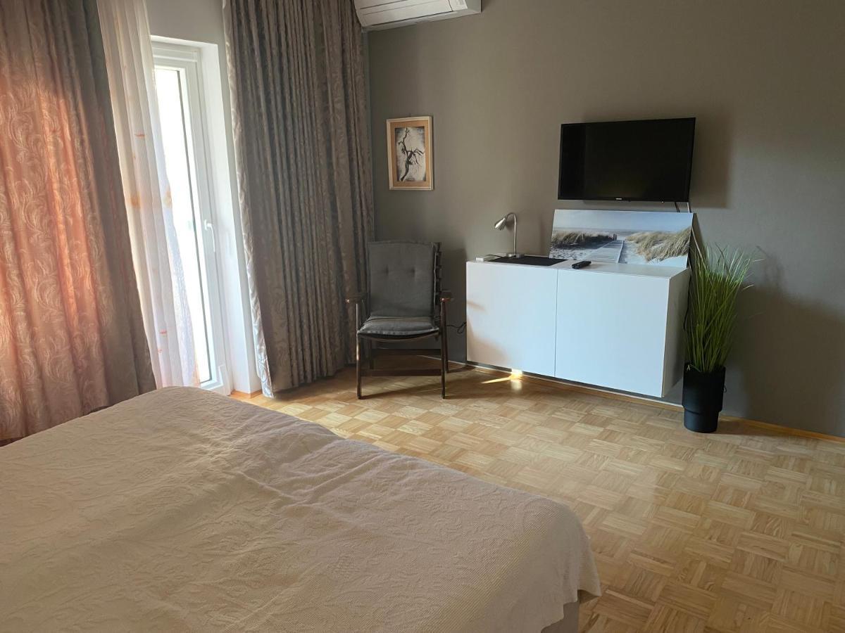 Soraja Apartments Izola Esterno foto