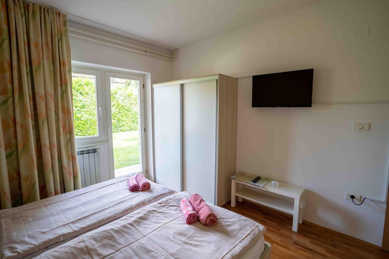 Soraja Apartments Izola Esterno foto